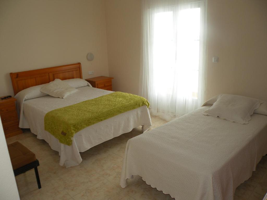 Hotel Rompeolas Baiona Oda fotoğraf