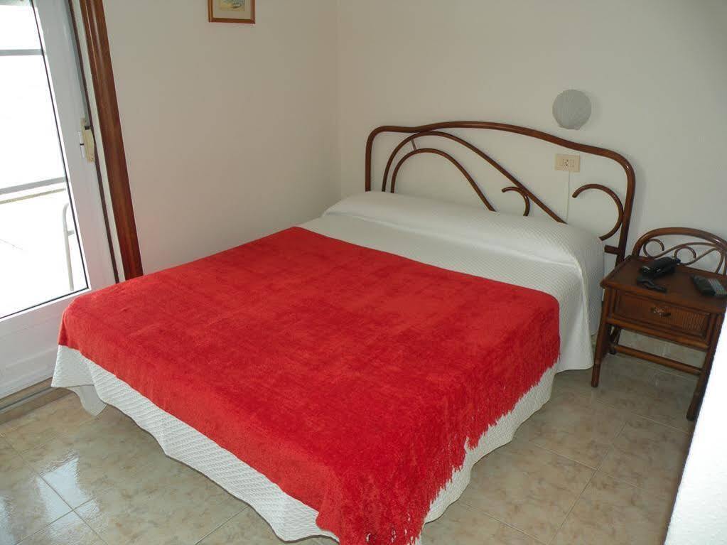 Hotel Rompeolas Baiona Dış mekan fotoğraf